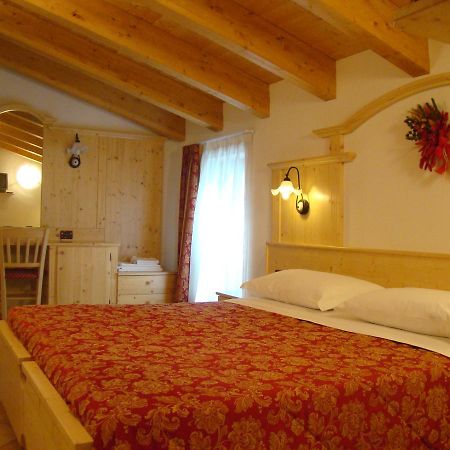 קסטלו טסינו Hotel Pizzo Degli Uccelli מראה חיצוני תמונה
