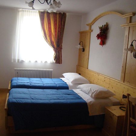 קסטלו טסינו Hotel Pizzo Degli Uccelli מראה חיצוני תמונה